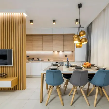 New Deluxe Jacuzzi Ana * Ragusa