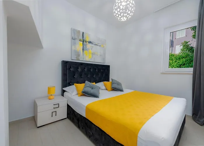 New Deluxe Jacuzzi Ana *