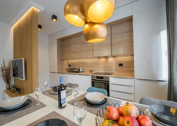 New Deluxe Jacuzzi Ana