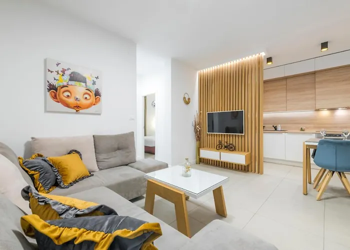 New Deluxe Jacuzzi Ana