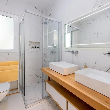 Apartment New Deluxe Jacuzzi Ana *
