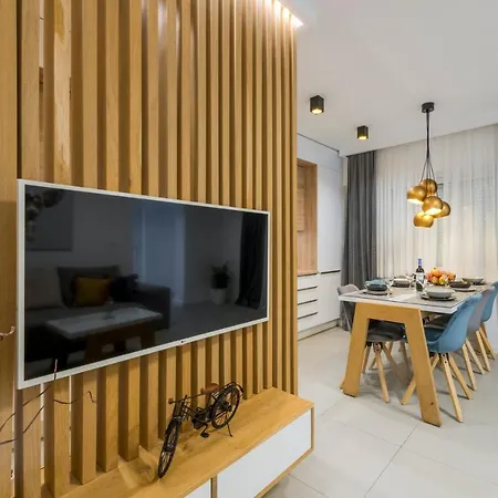 New Deluxe Jacuzzi Ana Daire