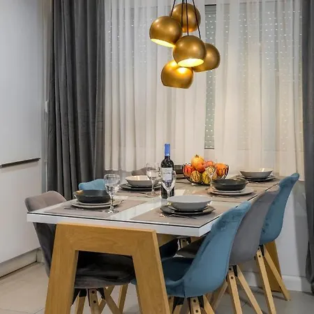 Apartment New Deluxe Jacuzzi Ana *