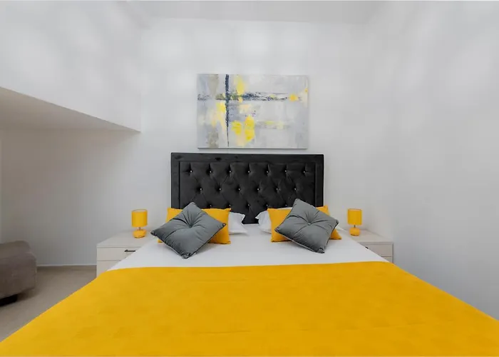 New Deluxe Jacuzzi Ana Appartement *