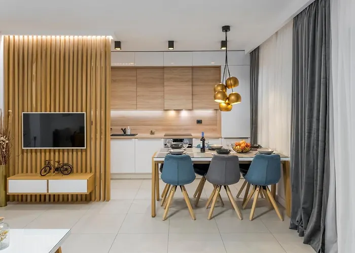 New Deluxe Jacuzzi Ana *