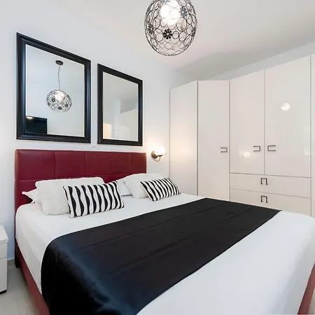 New Deluxe Jacuzzi Ana Дубровник