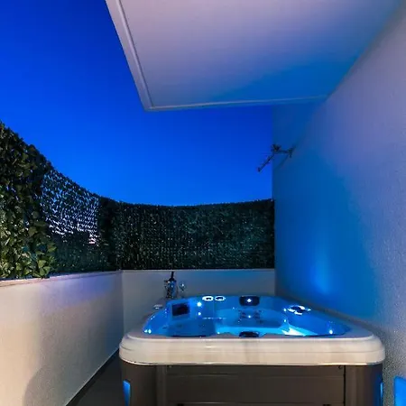 New Deluxe Jacuzzi Ana Daire Dubrovnik